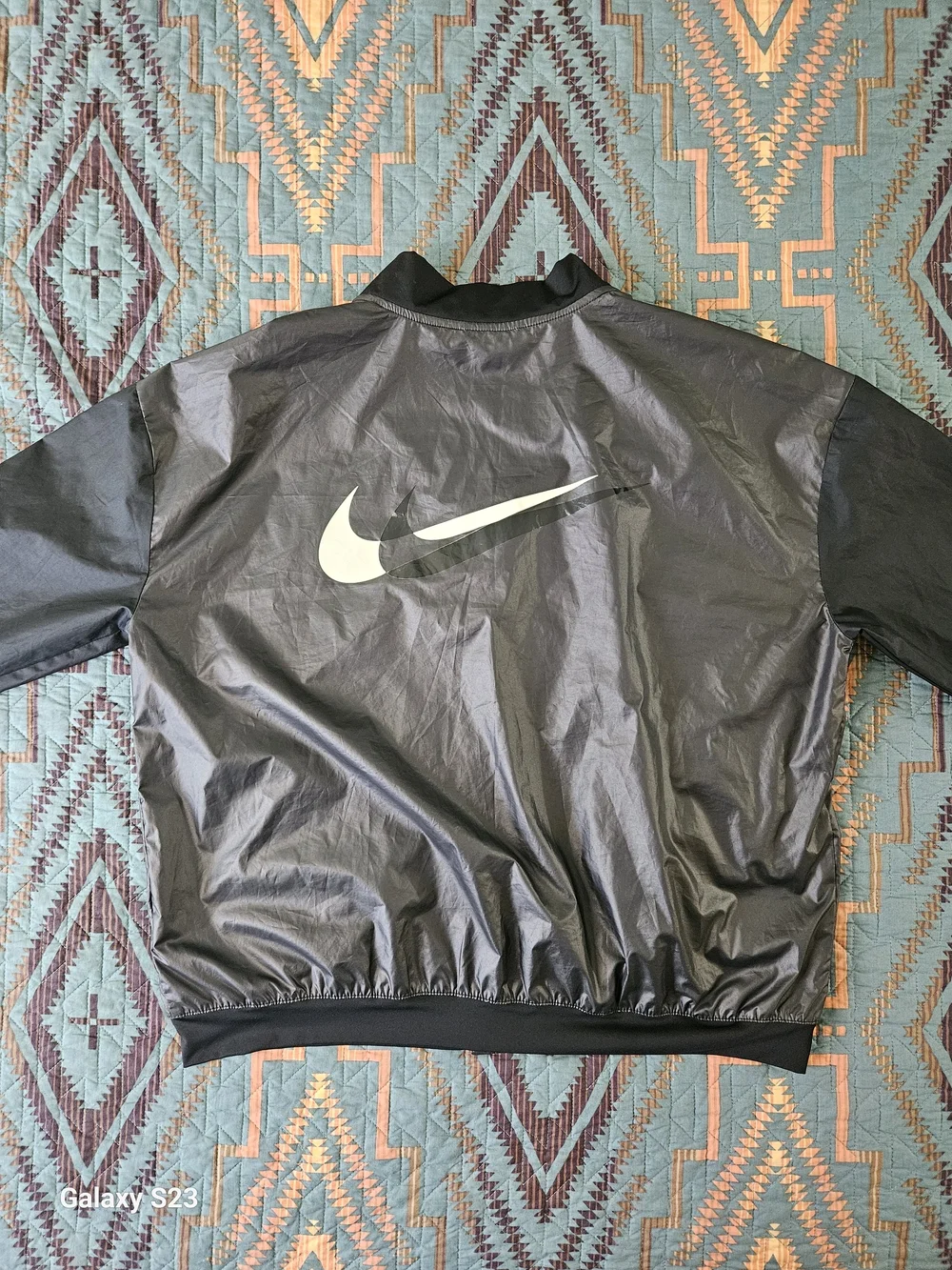 Nike Womans Double Swoosh Two Tone Wind‎ Breaker